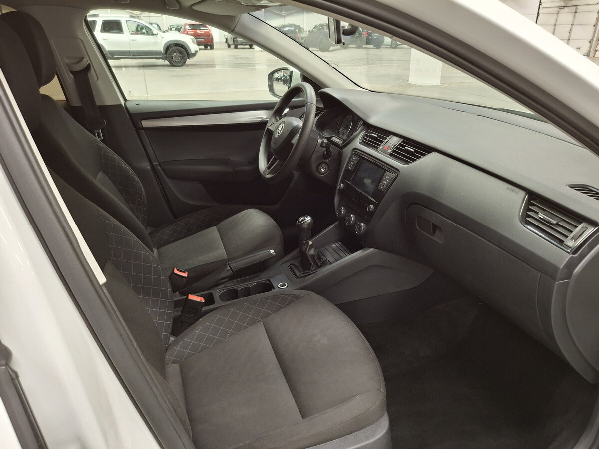 Купить Шкода Октавия, 2018, 227 203 км.. Фото: #10