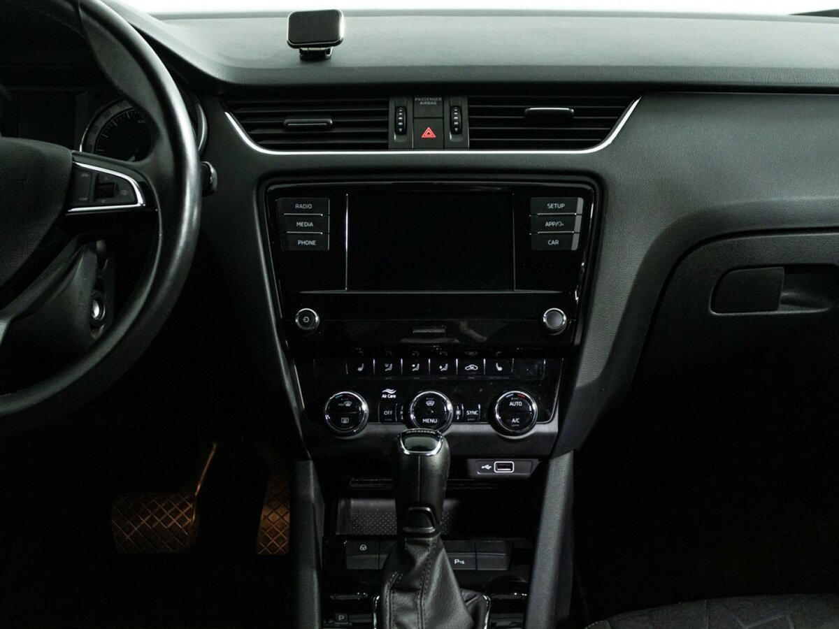 Купить Шкода Октавия, 2019, 61 764 км.. Фото: #13