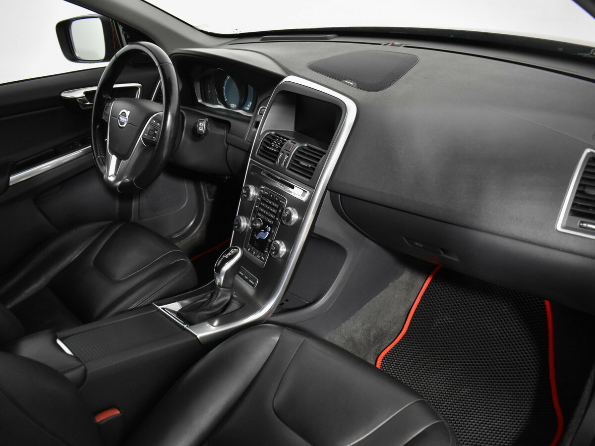 Купить Вольво ИксЦ60, 2015, 214 100 км.. Фото: #10