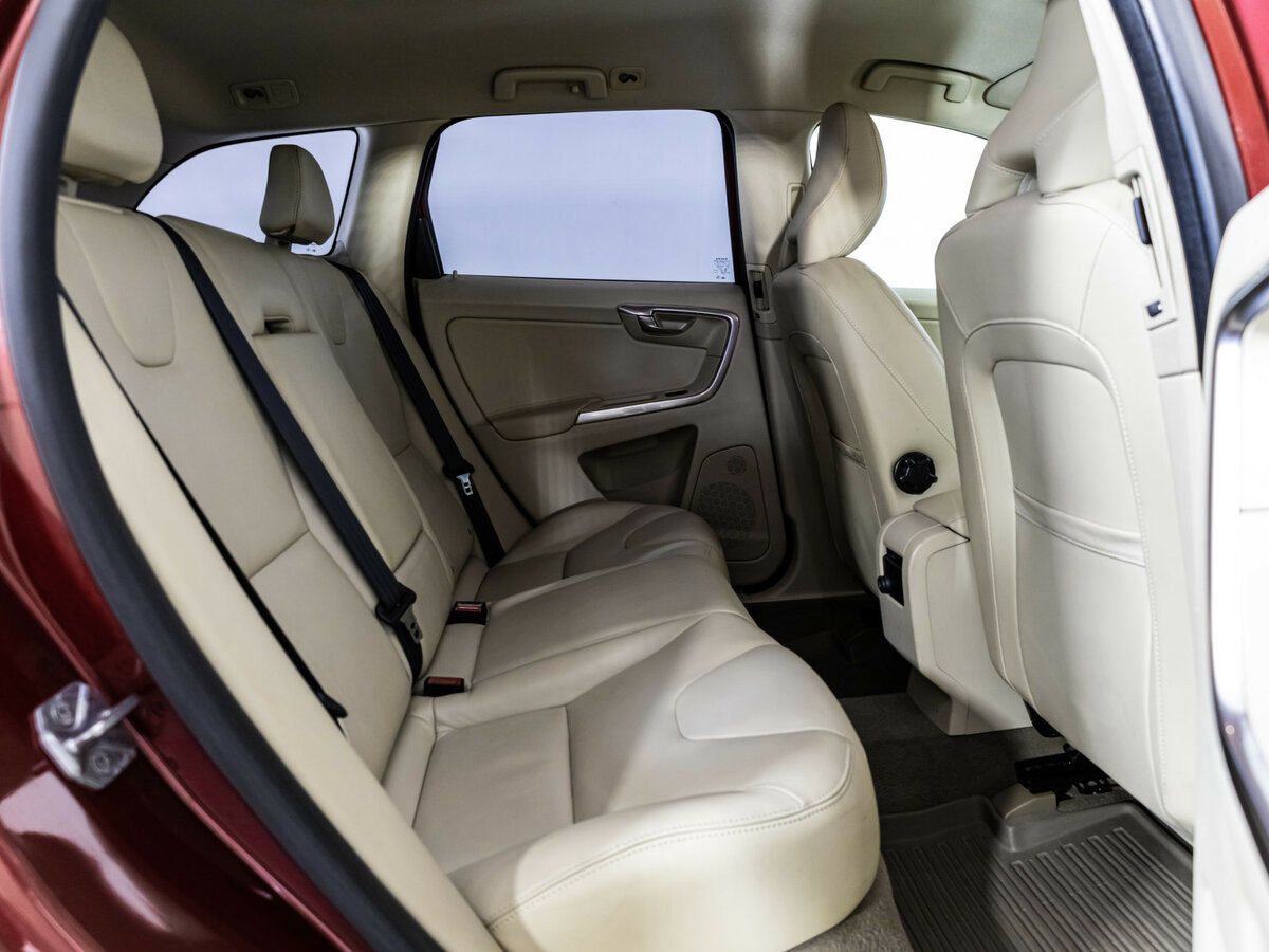 Купить Вольво ИксЦ60, 2014, 185 930 км.. Фото: #13