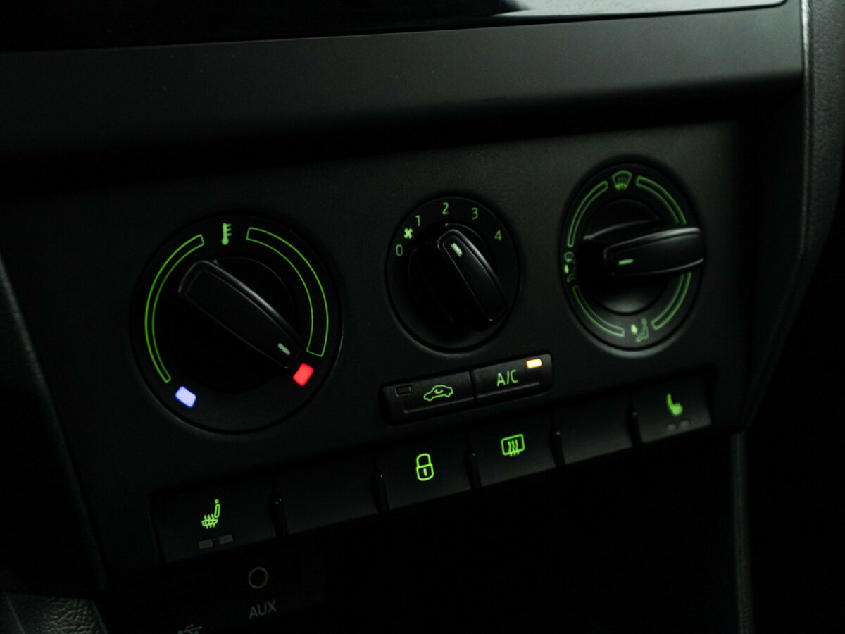 Купить Шкода Рапид, 2015, 75 216 км.. Фото: #14