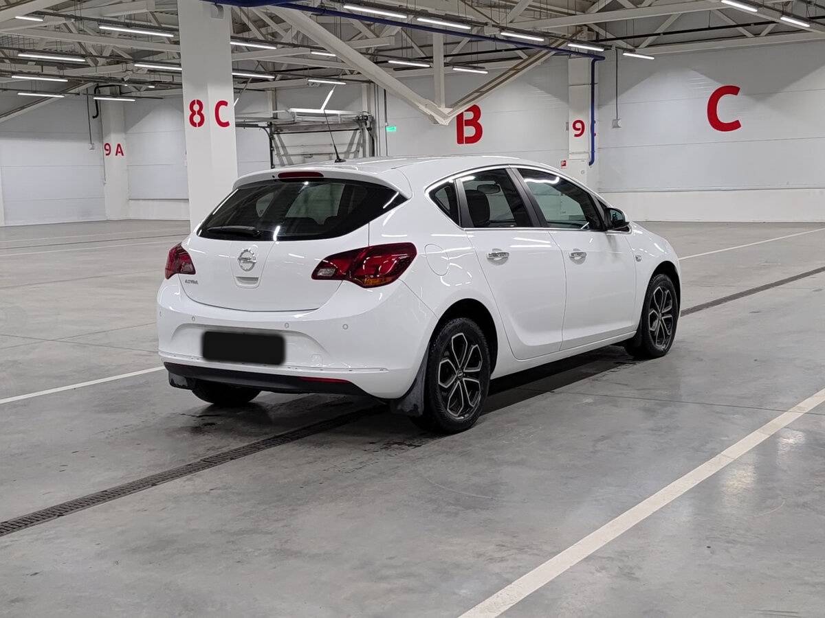 Купить Опель Астра, 2013, 180 852 км.. Фото: #4